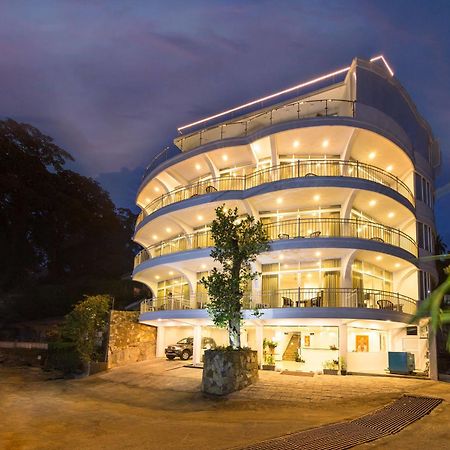 Sandriana Lake View Hotel Kandy Exterior photo